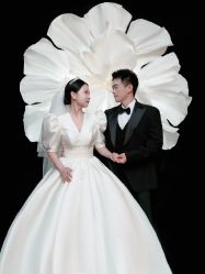 -巴黎春天婚纱摄影(临安店)