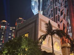 -影汇之星8字形摩天轮