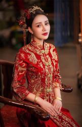 -莫小姐婚纱
