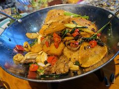 -乡村馕坑肉·烧烤·新疆菜·本地人更爱吃(阿勒泰首店)