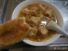 -巧手馄饨(箍桶巷店)