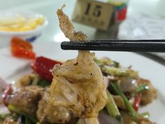 -辉记虾塘海鲜农庄