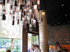 大堂-星巴克臻选(湖滨道店)