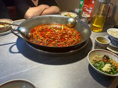 -吃城都·鱼蛙火锅(西玉龙街店)