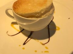 -澳门旅游塔360°旋转餐厅(南湾湖广场店)