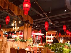 大堂-老滇山寨•云南特色菜•地方菜•民族风情歌舞表演(金碧店)