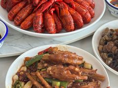 -丹水桥地锅鱼·翘嘴鲌·地方特色全鱼宴(丹江口大坝店)