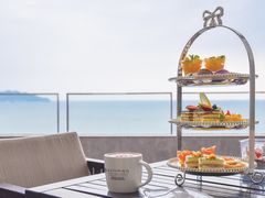 -三亚湾海居铂尔曼度假酒店