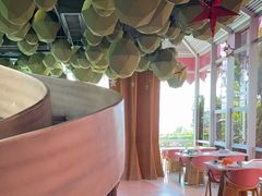 -水桶王国主题餐厅·聚会·生日派对·亲子活动·家庭套餐(亚龙湾希尔顿店)