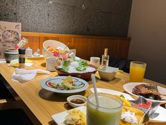-花和海鲜自助(梅江店)