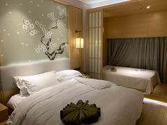 -大连金石滩绿发温泉假日酒店