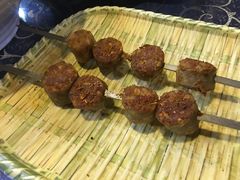 -乡村馕坑肉·烧烤·新疆菜·本地人更爱吃(阿勒泰首店)