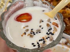 -马尔龙新疆饭店·清真(瑞景店)