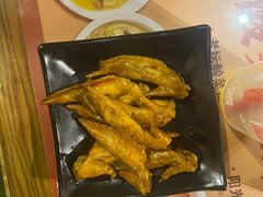 -何记花甲(海岸城旗舰店)