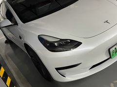-TESLA 特斯拉(上海太古汇体验店)