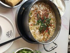 -德林酸菜鱼火锅(南丹店)