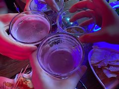 -UP嘻哈酒吧(粉巢店)