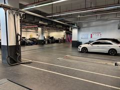 -上海永达奥诚奥迪4S店(申江路店)