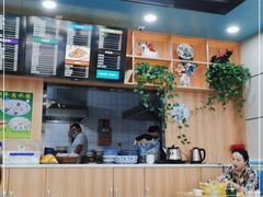 大堂-伊鼎牛肉面(潍坊路店)