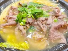 金汤肥牛锅仔-炉内瓦·瓦片烧烤(明日星城店)