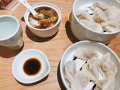 酸辣墨鱼蛋汤-船歌·鱼水饺青岛菜(国贸商城店)
