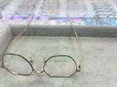 -潘多拉眼镜·蔡司依视路明月(潘家园店)