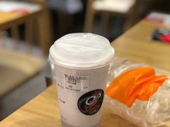 鲜芋雪冰-CoCo都可(湖滨银泰店B区店)