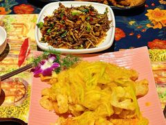 -月亮眼花园餐厅书吧酒吧