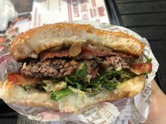-The Habit Burger Grill 哈比特汉堡(爱琴海店)