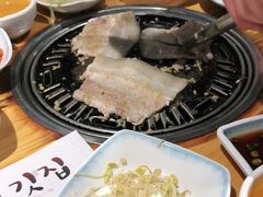 -唯成•韩国炭火烤肉 유성고기