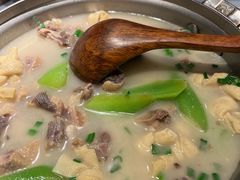-吴越荣记苏州菜·松鼠桂鱼(月光码头店)