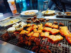 -马路牙子地桌烤肉(工体店)