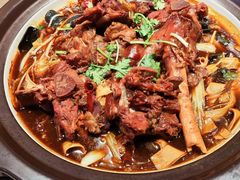 -街角等你.大连海鲜烧烤.经典铁板海鲜串(西安路店)