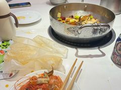 -七欣天香辣蟹火锅(闵行浦江欢乐颂店)
