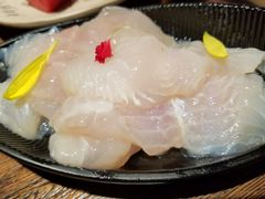 -老牌坊云南鱼豆花火锅(嵩山店)