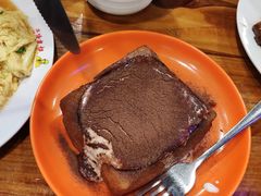 招牌漏奶华-澳门陈光记烧味饭店(南京德基广场店)