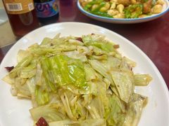 -老乡村美食农庄