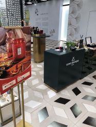 -SCENT BOUTIQUE