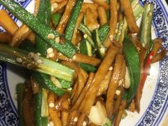 杏鲍菇炒秋葵-恒盛居回族饭店