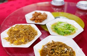 Golden Fragrant Pork Ribs