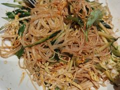 -关东小磨东北菜(上海长风大悦城店)