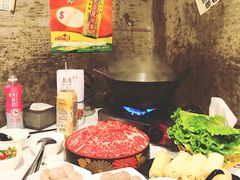 -鲜入围煮花胶鸡海鲜火锅