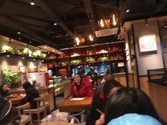 大堂-渝是乎川渝小炒(新世界百货望京店)