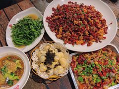 -龙虾风暴(松江店)