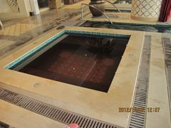 -月亮河温泉度假酒店