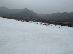 -济南卧虎山滑雪场