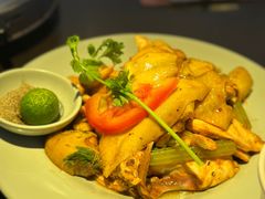 -大头虾越式风味餐厅(光明广场店)