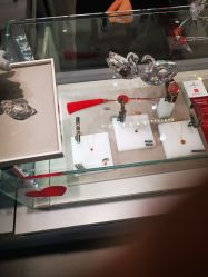 -SWAROVSKI(虹口凯德龙之梦店)