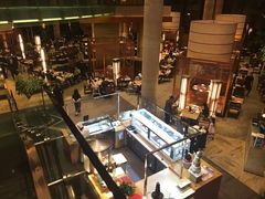-松山湖凯悦酒店·Café自助餐厅·周末火舞秀表演