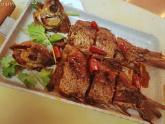 -黄记煌三汁焖锅(新佳丽江汉路店)